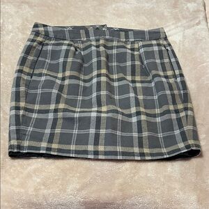Tommy Hilfiger Gray and Tan Plaid Mini Skirt